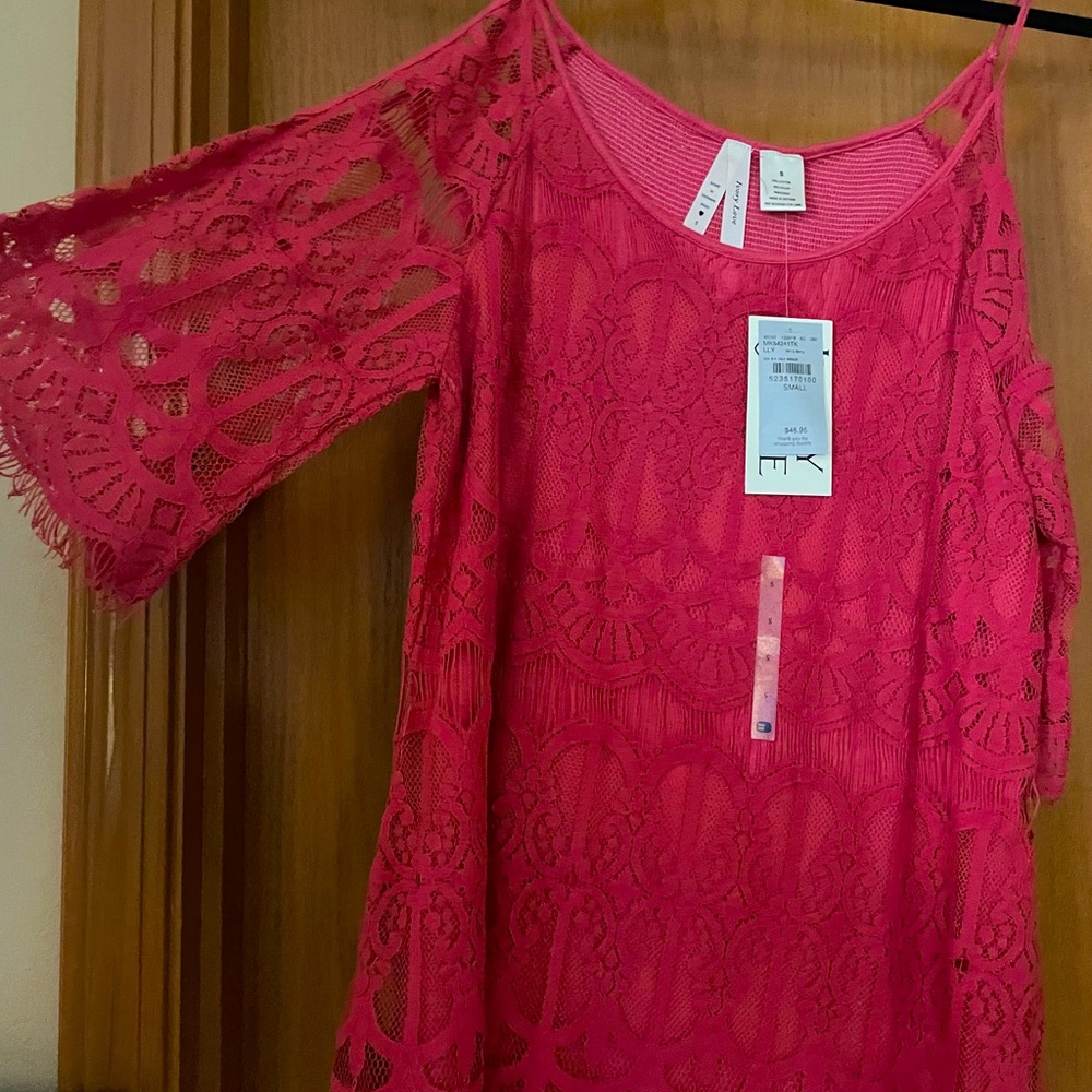 Off the Shoulder Lace Shirt